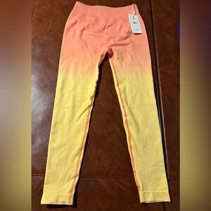 J80 Fit Creamsicle leggings w/ butt scrunch